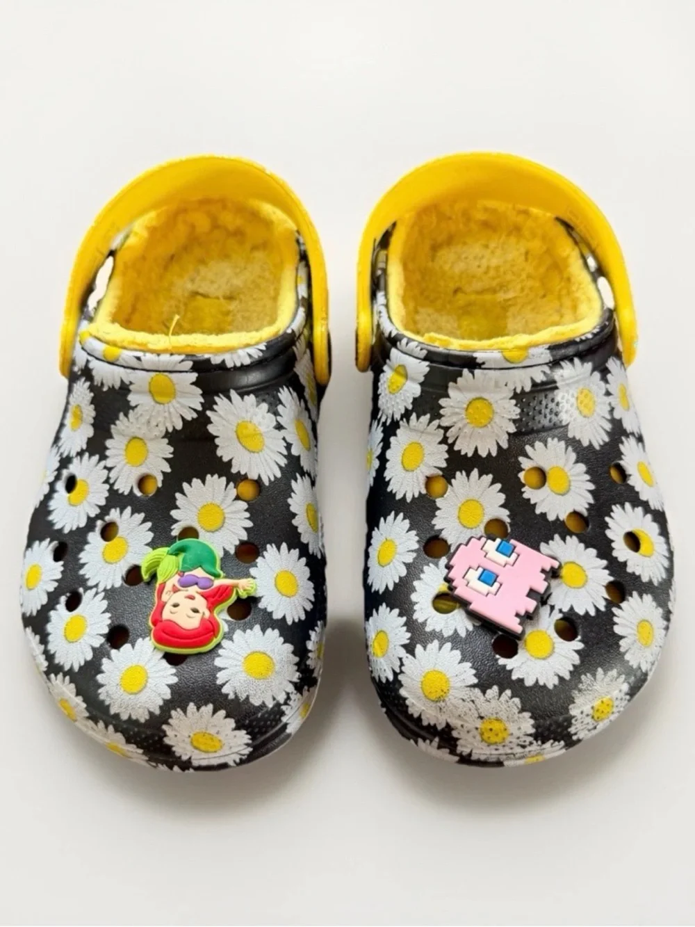 CROCS Classic Lined Vacay Vibes Clog Black Yellow Daisy Discontinued Toddler C11